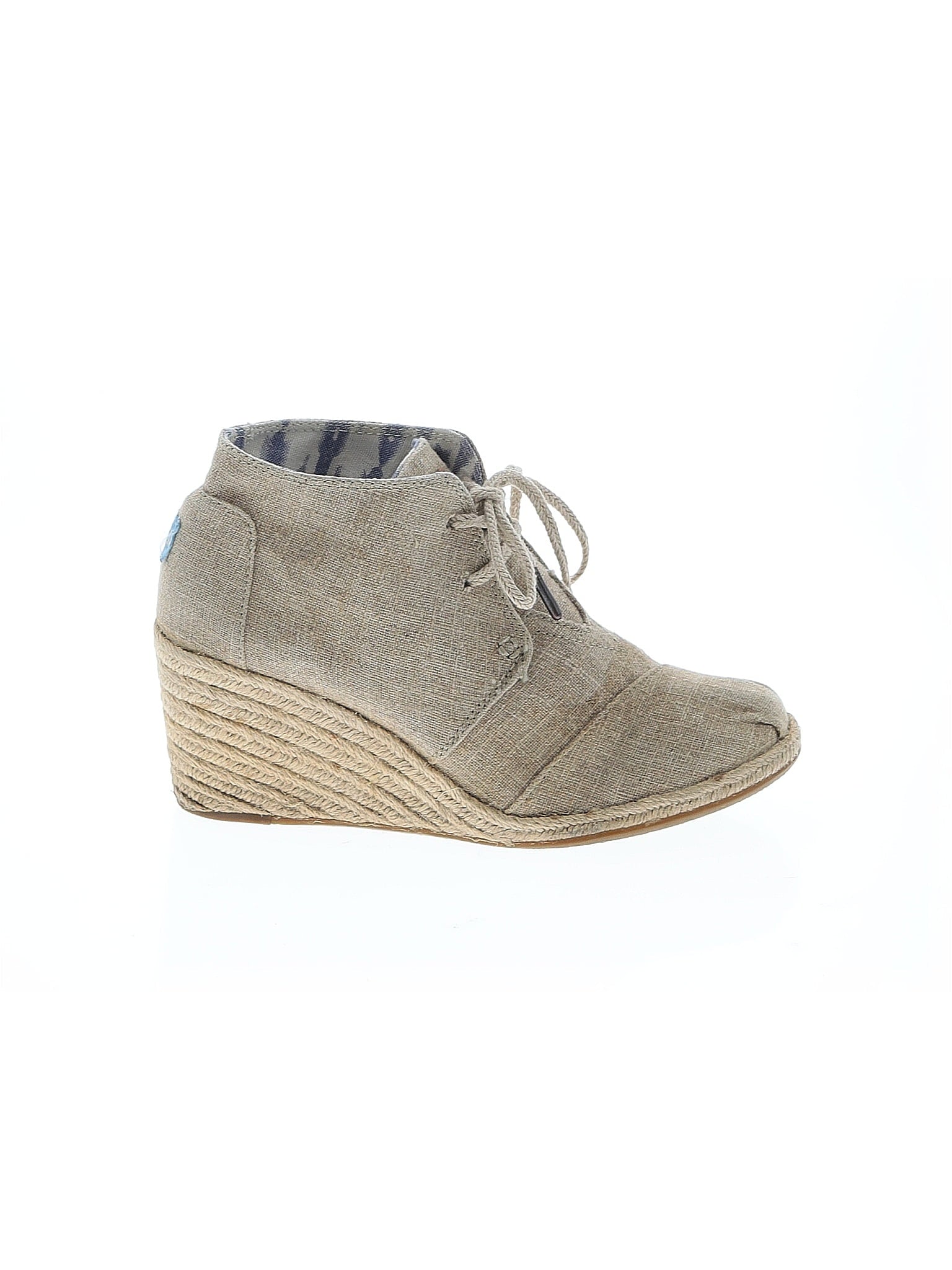 1 shoe size - 8