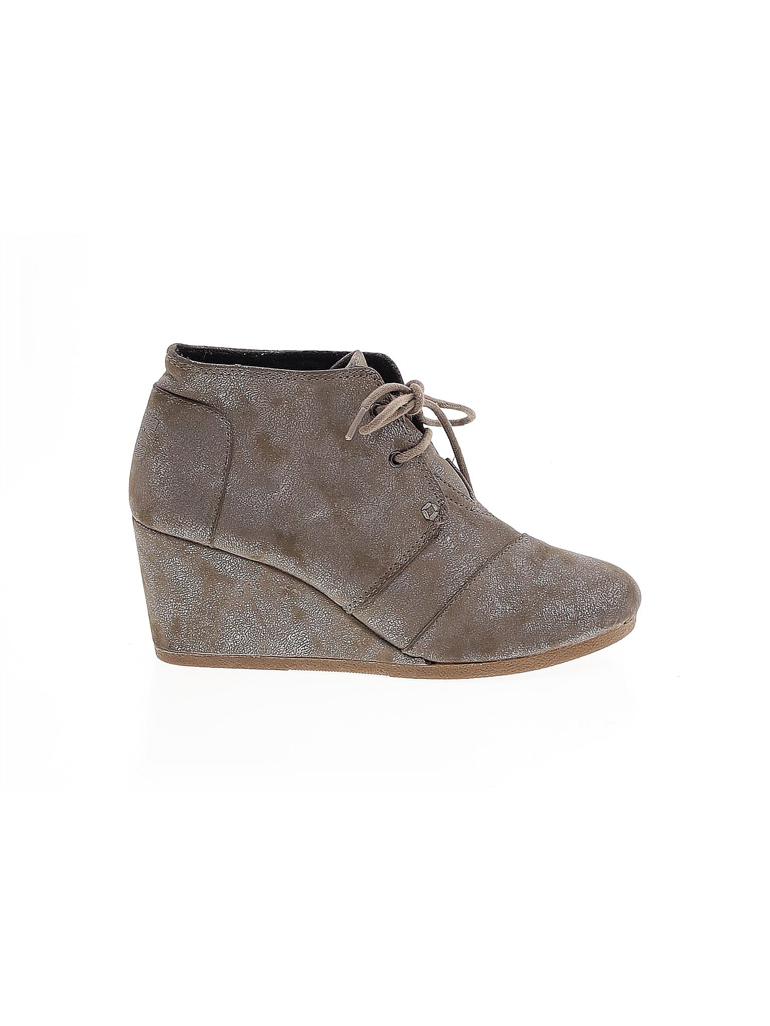 1 shoe size - 7
