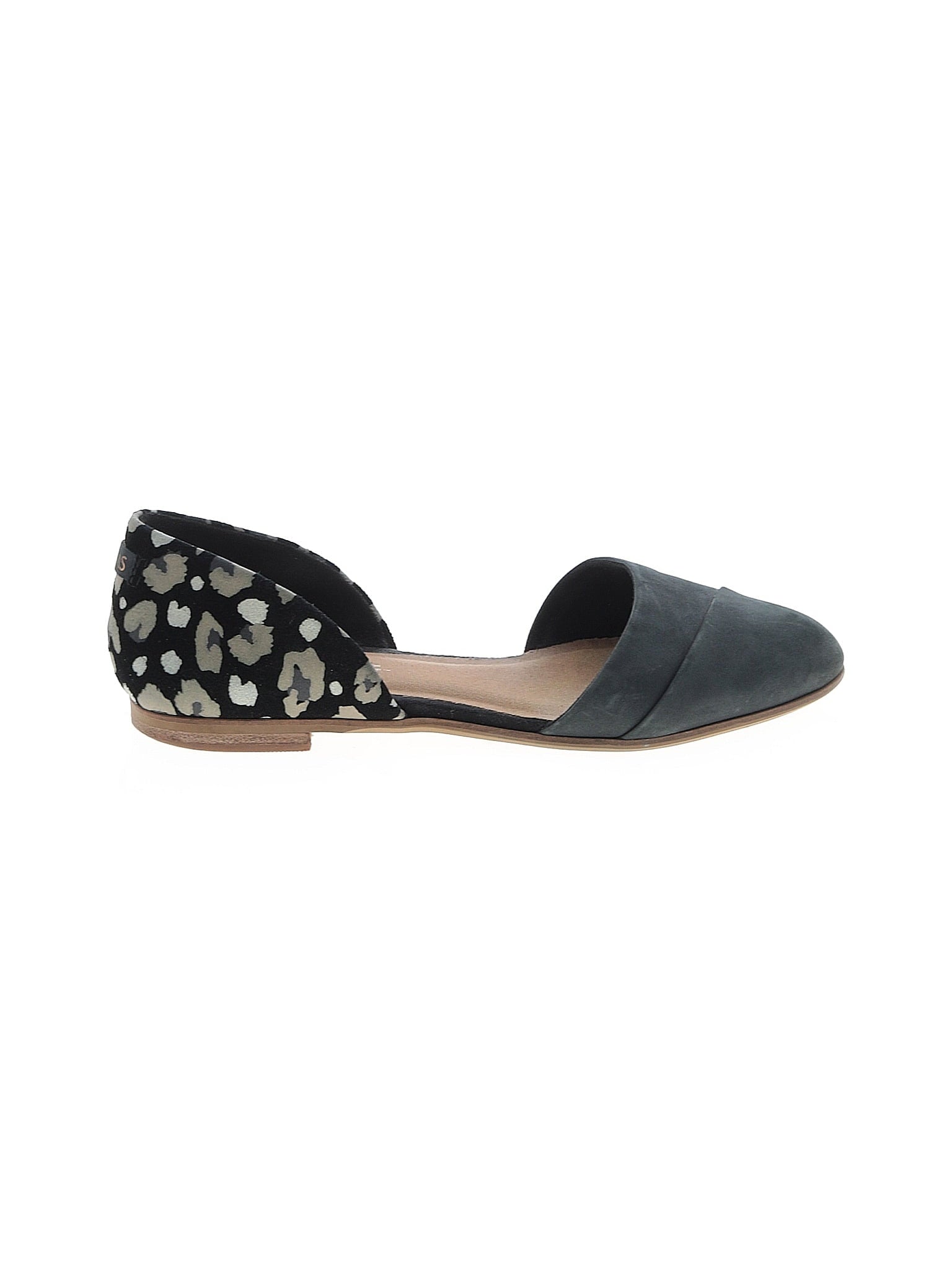 1 shoe size - 7