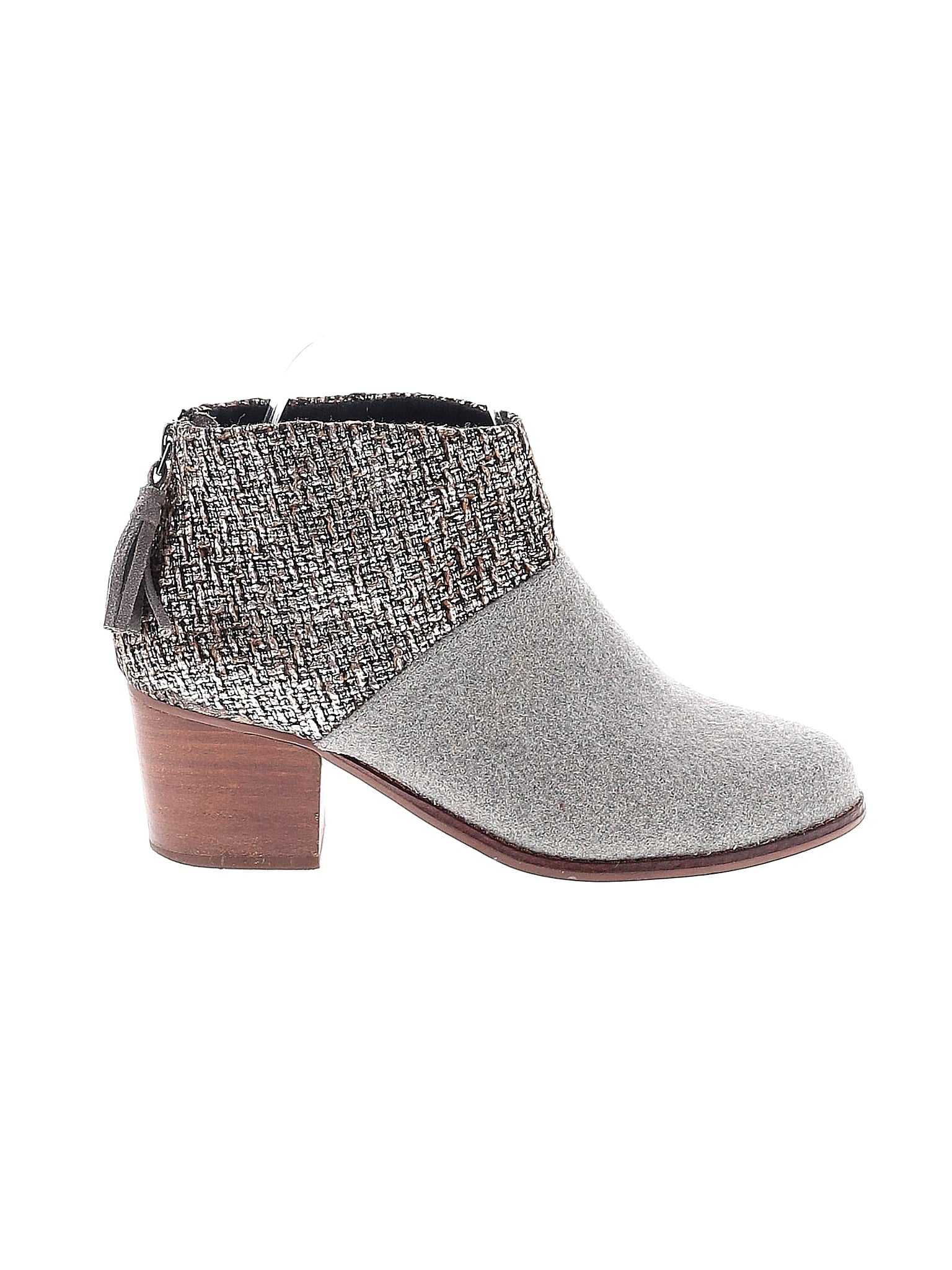 1 shoe size - 7