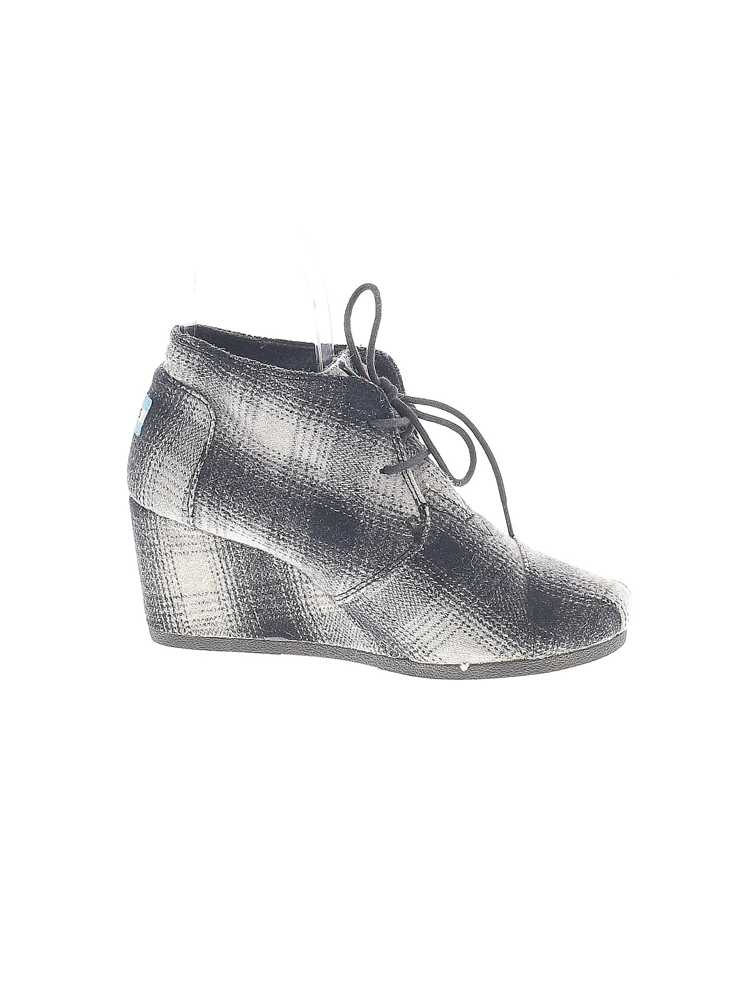 1 shoe size - 7
