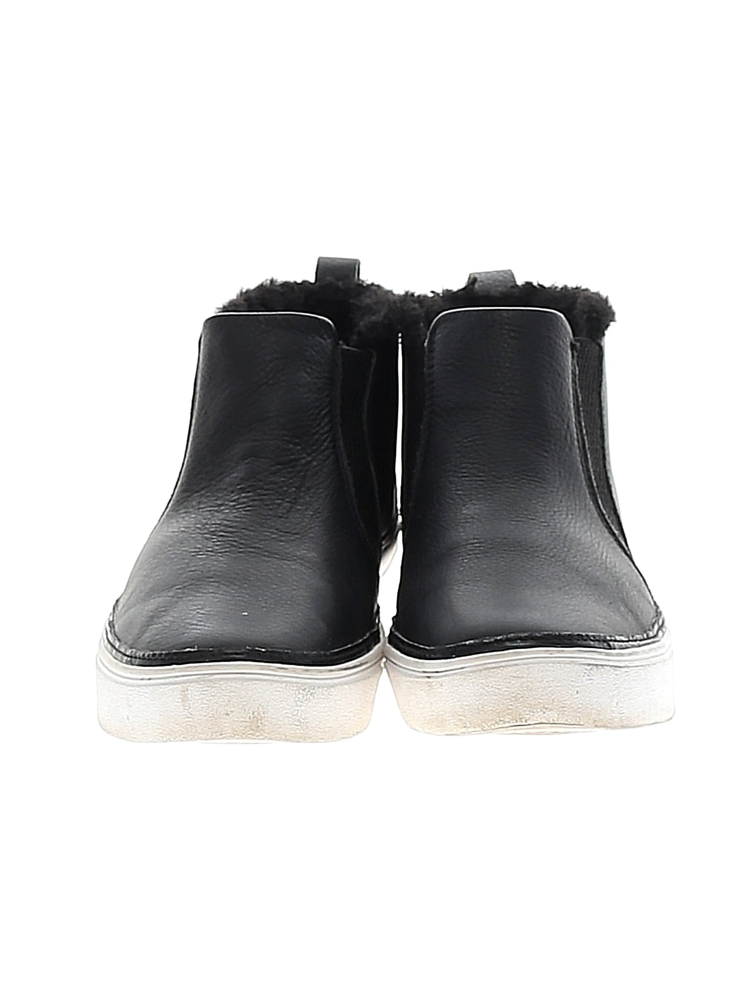 2 shoe size - 9 1/2