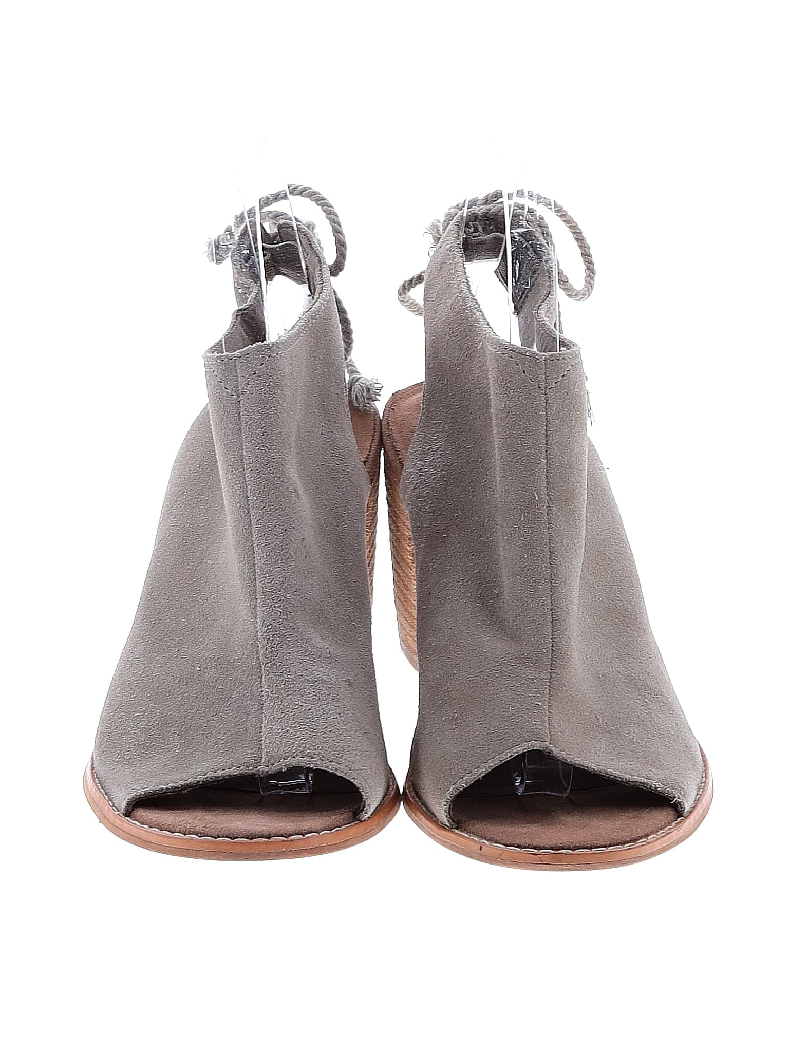 2 shoe size - 9