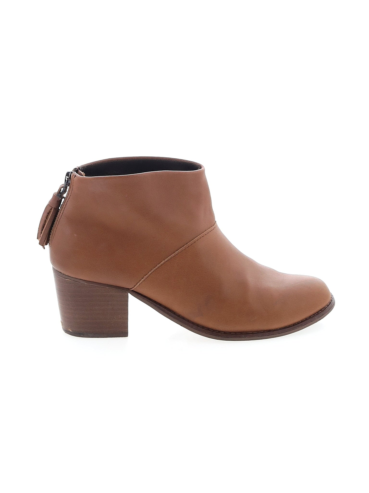 1 shoe size - 8