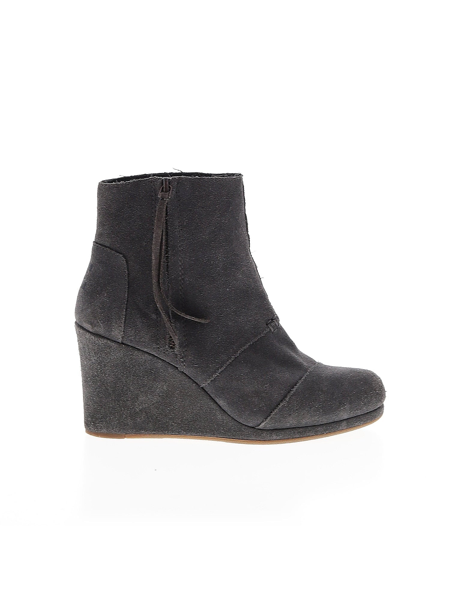 1 shoe size - 8