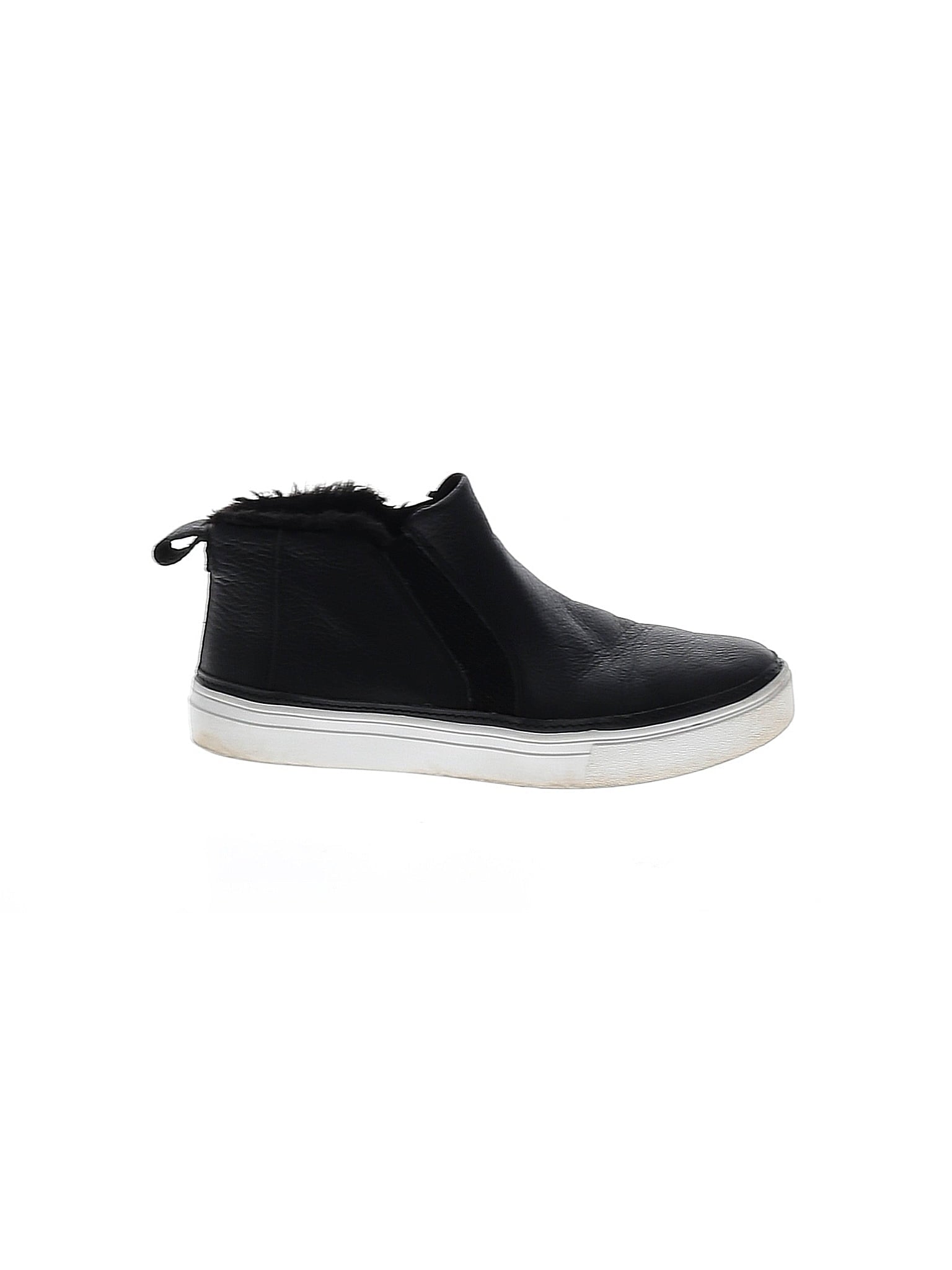 1 shoe size - 7