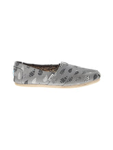 1 shoe size - 6 1/2