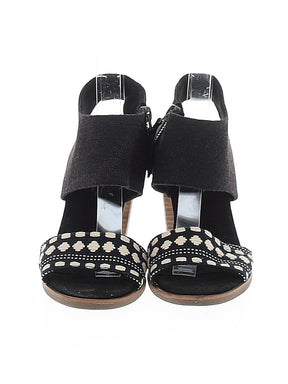 2 shoe size - 7 1/2