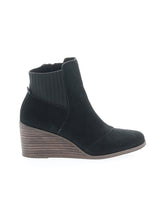 1 shoe size - 7