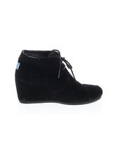 1 shoe size - 8 1/2