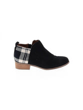 1 shoe size - 6 1/2