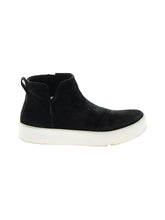 1 shoe size - 9