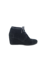 1 shoe size - 8