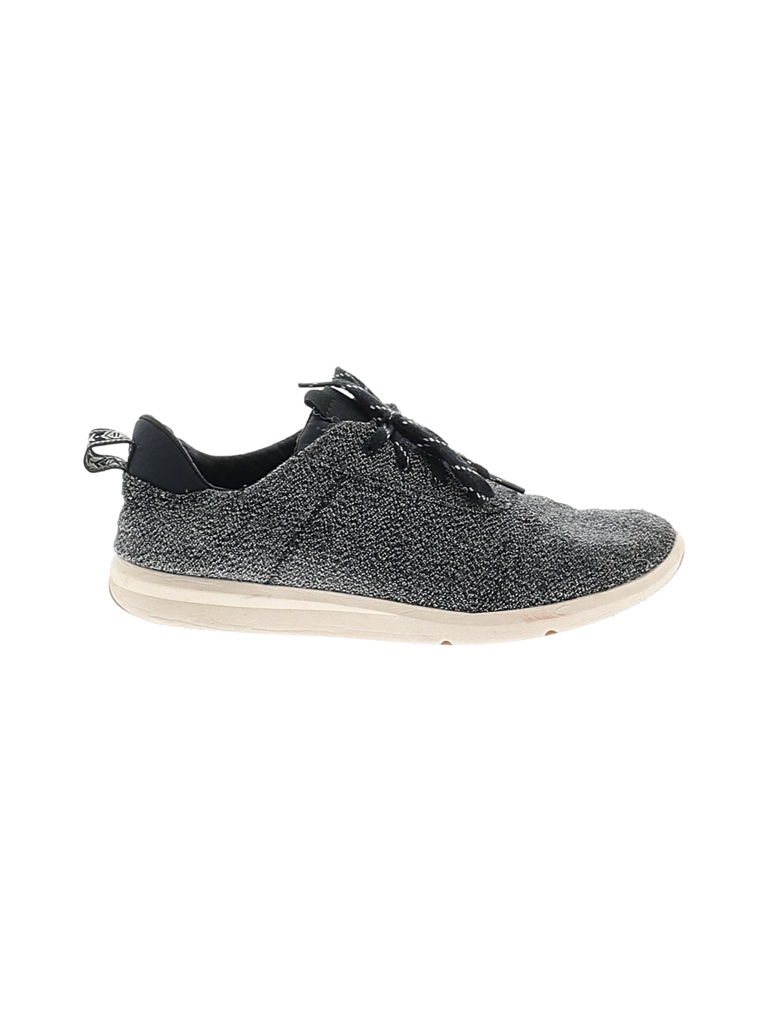 1 shoe size - 9