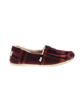 1 shoe size - 7 1/2