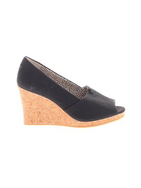 1 shoe size - 10