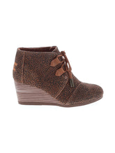 1 shoe size - 6