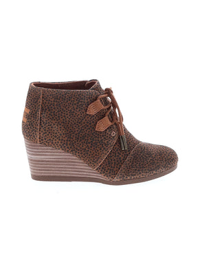 1 shoe size - 6
