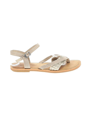 1 shoe size - 6