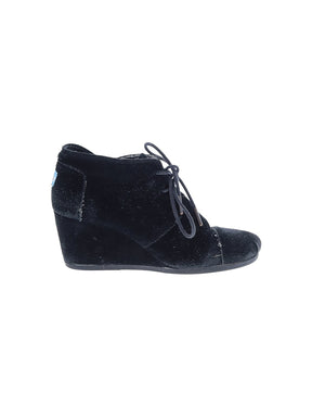 1 shoe size - 7