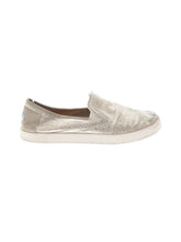 1 shoe size - 4