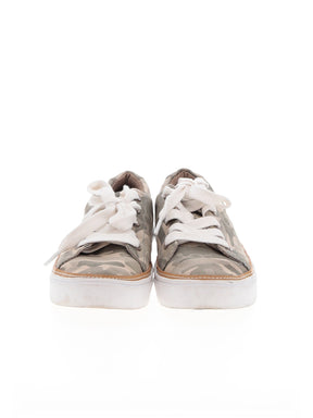 2 shoe size - 8 1/2