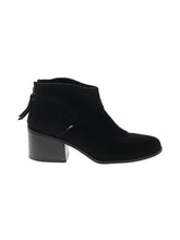 1 shoe size - 9 1/2