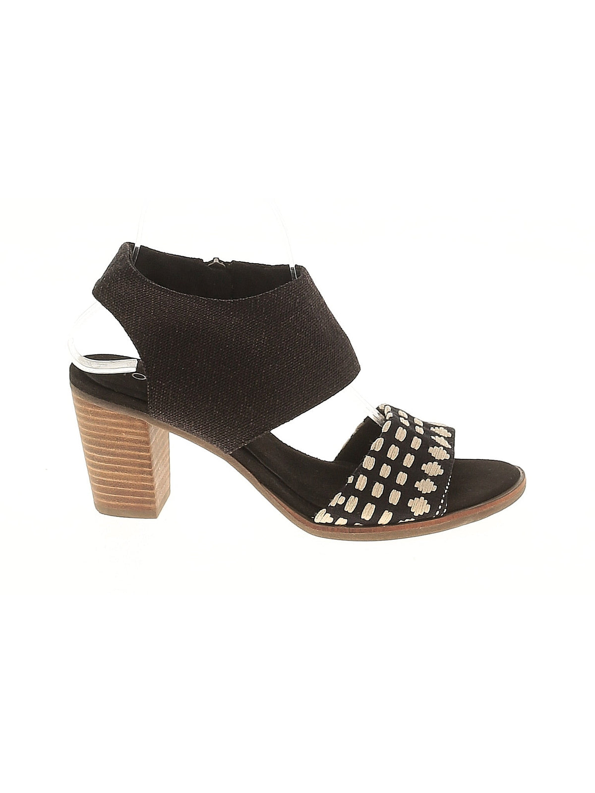 1 shoe size - 8