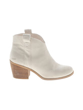 1 shoe size - 6 1/2