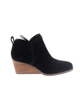 1 shoe size - 6 1/2