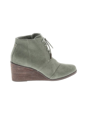 1 shoe size - 7 1/2