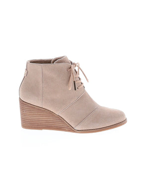 1 shoe size - 7