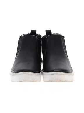 2 shoe size - 5