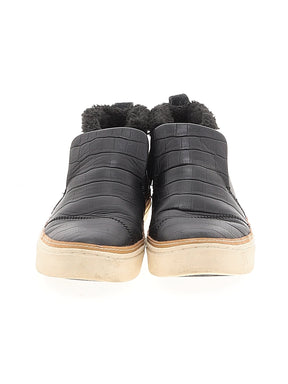 2 shoe size - 6 1/2