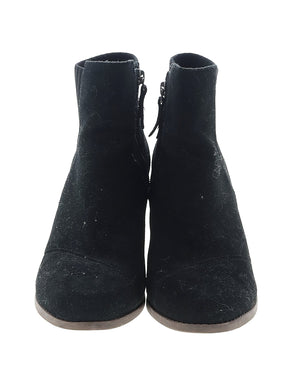 2 shoe size - 9 1/2