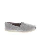 1 shoe size - 7