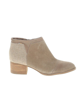 1 shoe size - 11