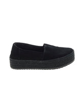 1 shoe size - 7
