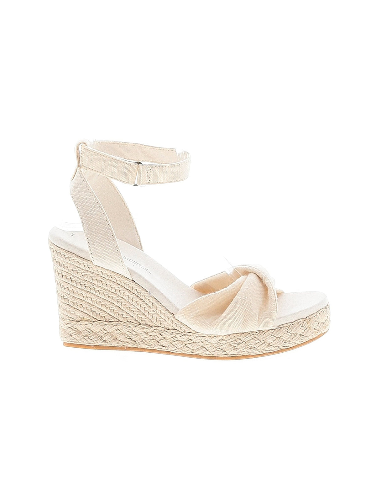 1 shoe size - 8