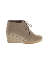 1 shoe size - 9 1/2