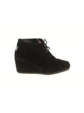1 shoe size - 9