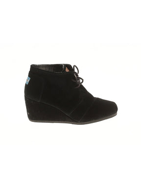 1 shoe size - 9