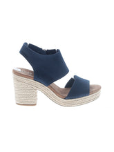 1 shoe size - 9