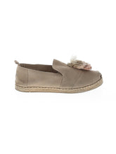 1 shoe size - 9