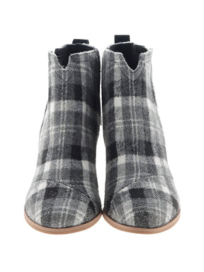 2 shoe size - 9