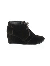 1 shoe size - 8 1/2