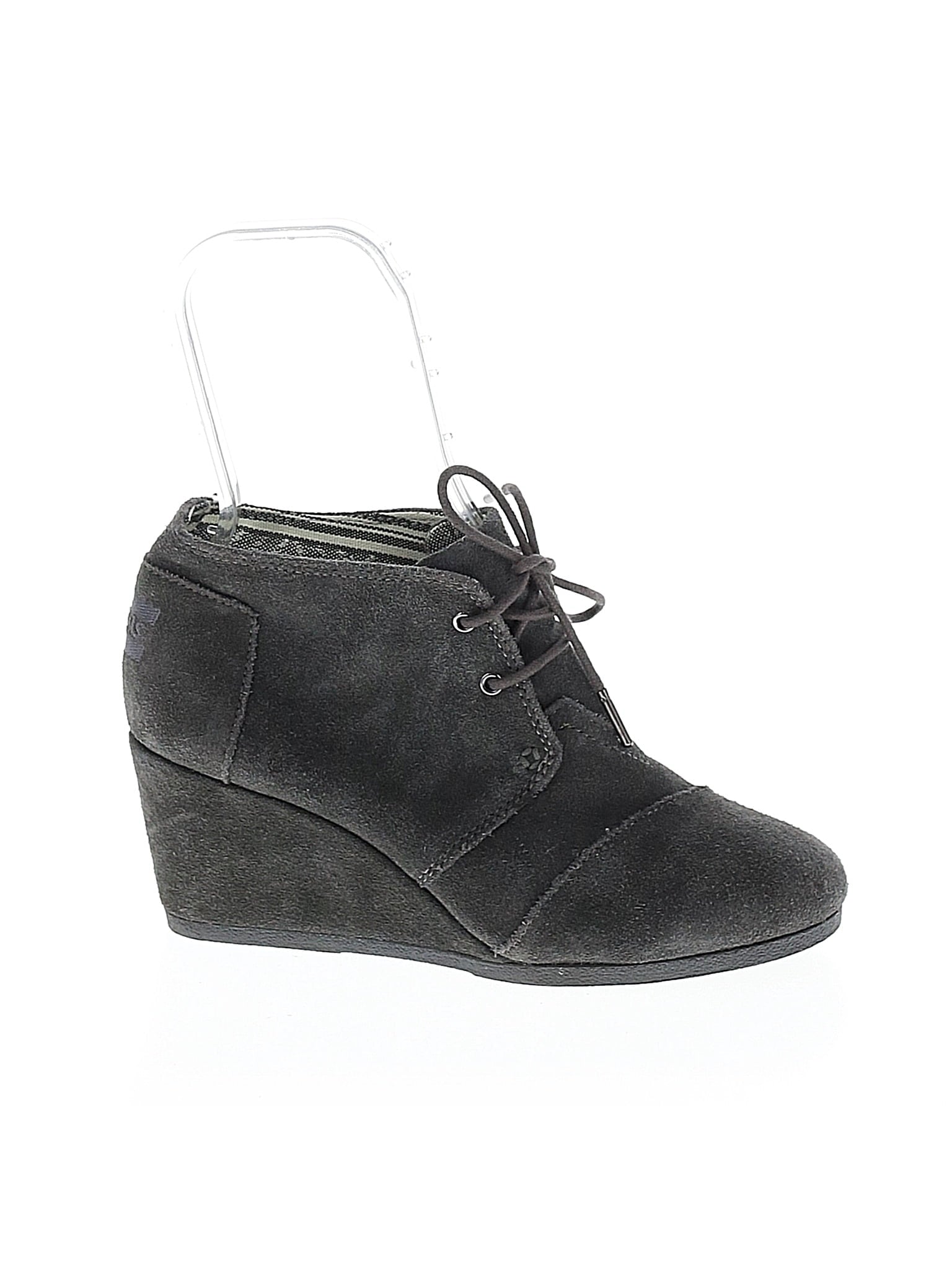 1 shoe size - 8