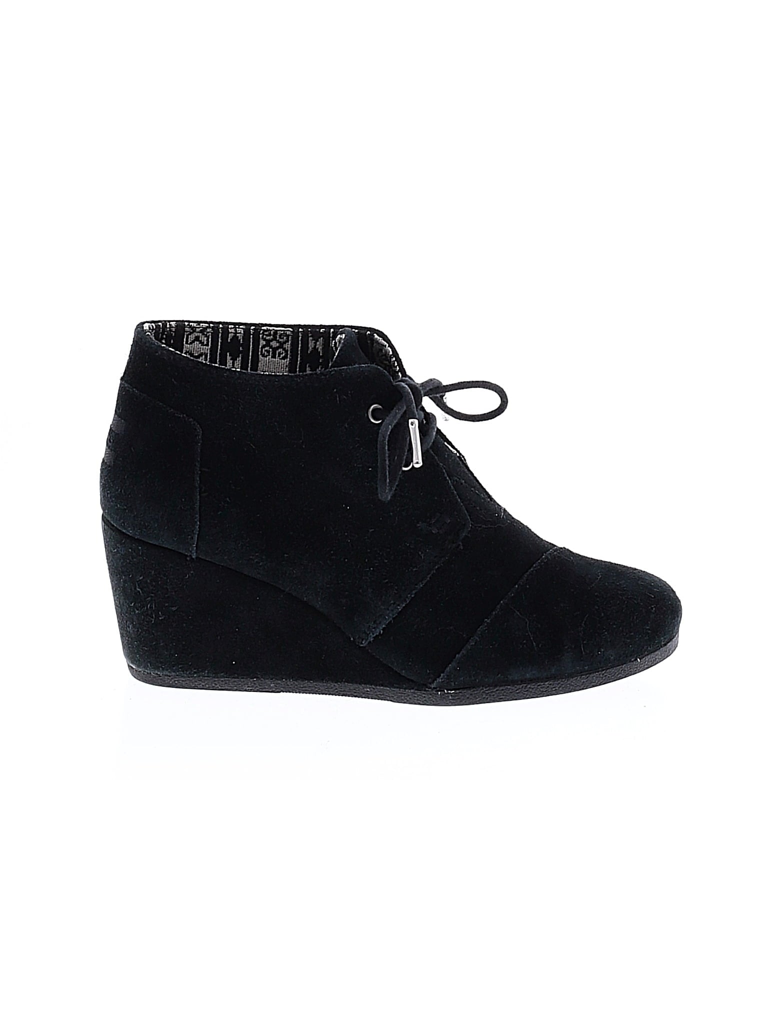 1 shoe size - 8