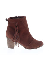 1 shoe size - 8