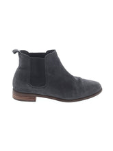1 shoe size - 9 1/2